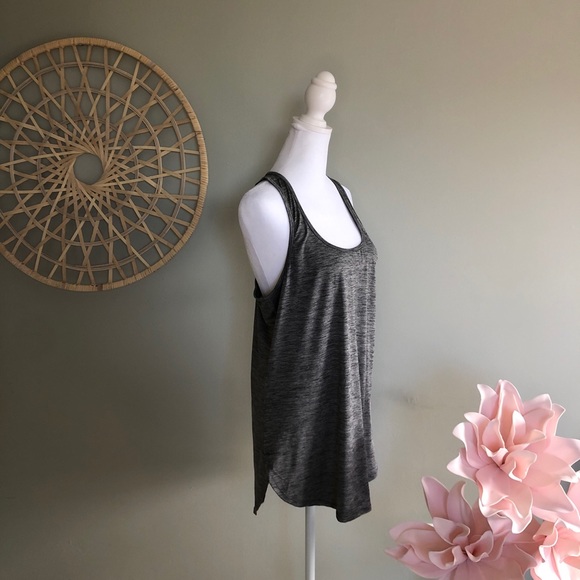 REEBOK gray thank top woman size L - Picture 3 of 6